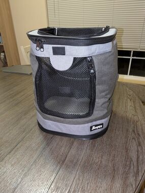Jespet Gray Pet Carrier Backpack - Gray/Black